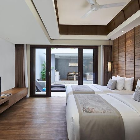 Hotel Cross Bali Breakers Jimbaran Exteriér fotografie