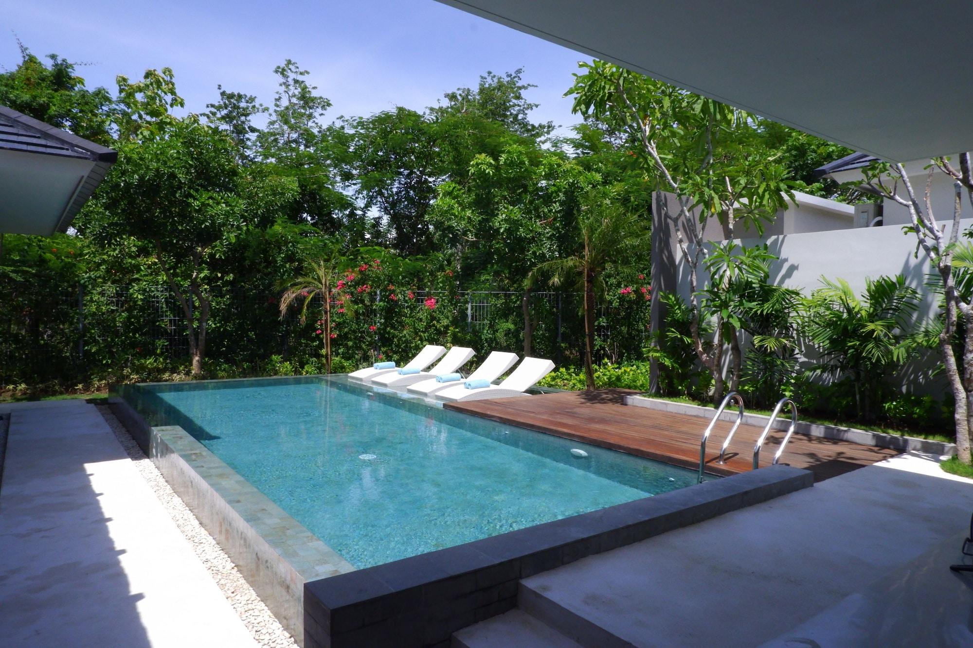 Hotel Cross Bali Breakers Jimbaran Exteriér fotografie